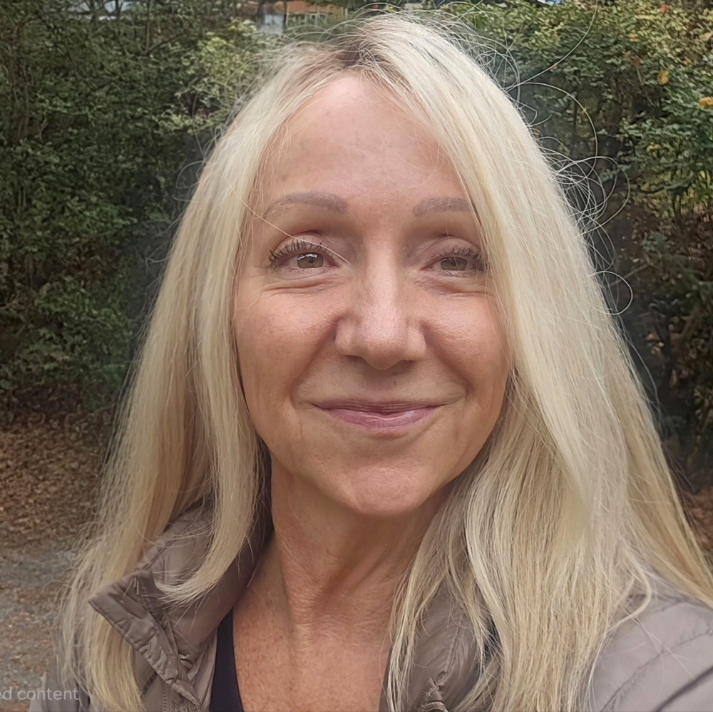 Meet your Posher, Kelly